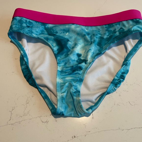 Lands End Rashguard and Swim top, Kids’s Size 12S - Picture 13 of 15